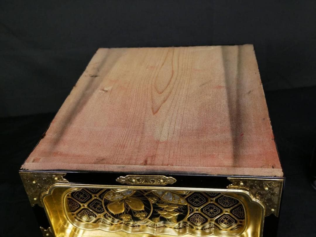 限定値下　収集品　仏壇用引出し　金具付き　本金箔　蒔絵付き　仏壇用　3131
