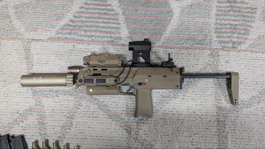 ゆうか旦那　MP7A1　ガスブローバック　タンカラー　Co2　外部ソース