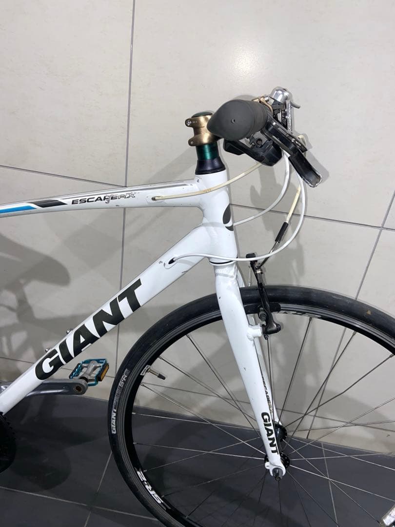 giant escape rx3 クロスバイク　ジャイアント　エスケープr3