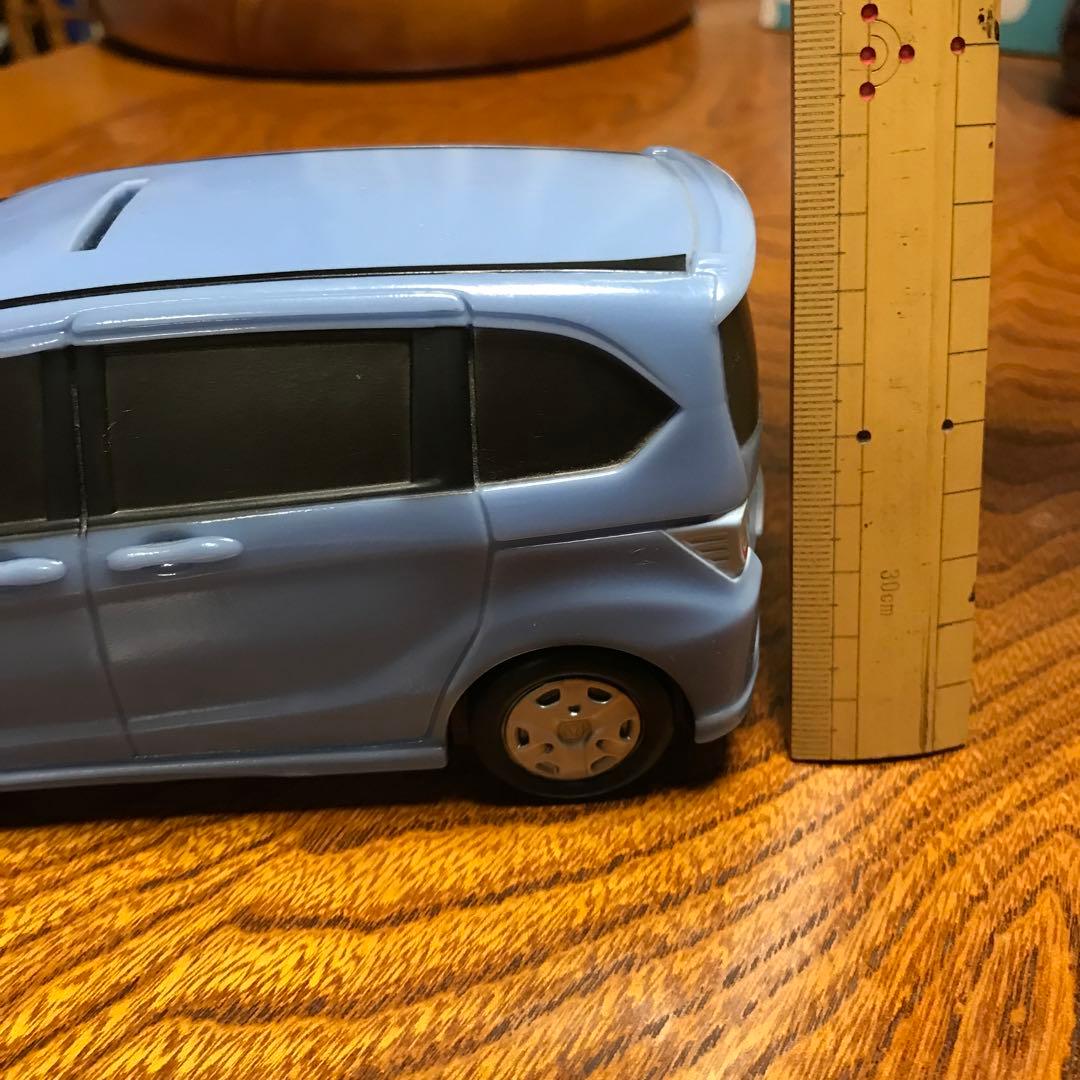 ホンダフリードの貯金箱