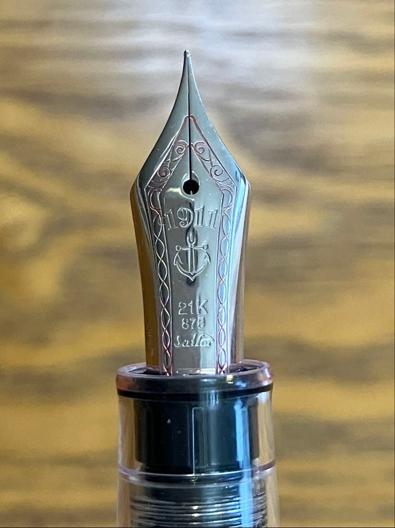 セーラー万年筆 プロフェッショナルギア レアロ趣味の文具箱限定 スケルトンレッド