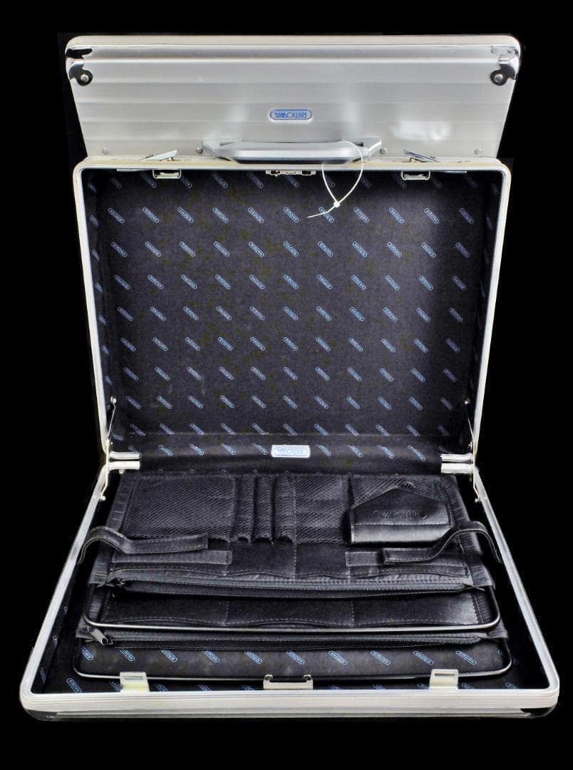 リモワ 907.20アルミ二ウム『コンビ・パイロットケース』 31L 美品・鍵付