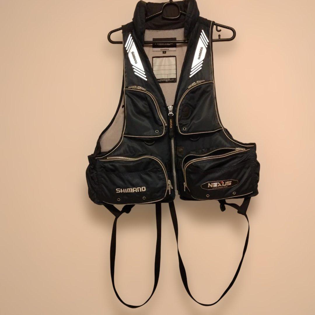 シマノNEXUS フローティングベストVF-152G ライフジャケットおまけ付き
