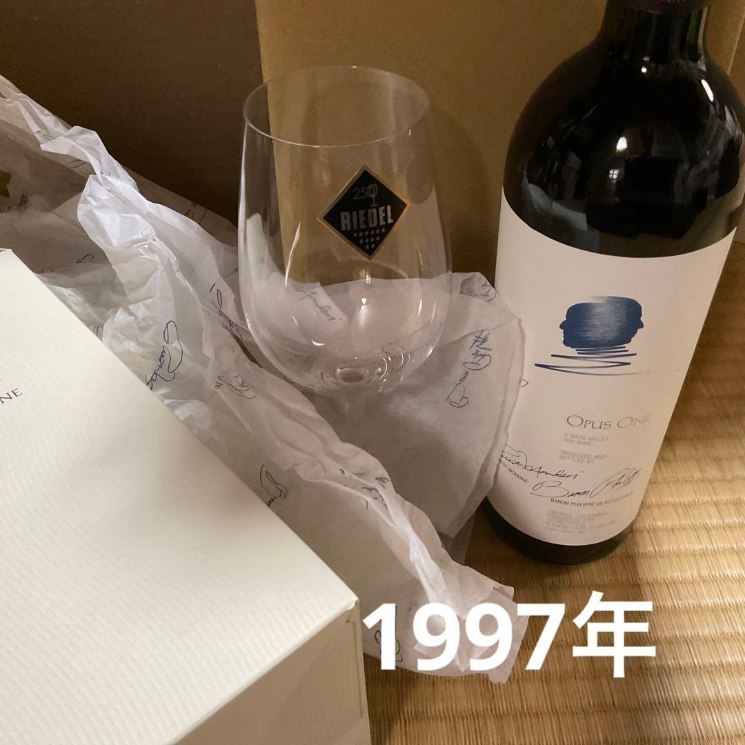Opus One 1997 (750ml) と　リーデルのロゴ入りグラス1個