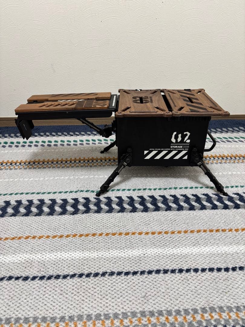 入手困難！Storage Dog（ストレージドッグ）収納ケース兼テーブル