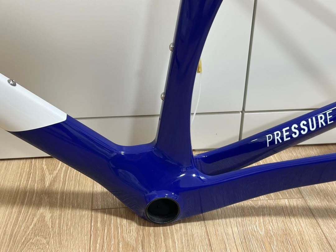 CINELLIチネリPRESSURE 2024年モデル フレームセット Lサイズ