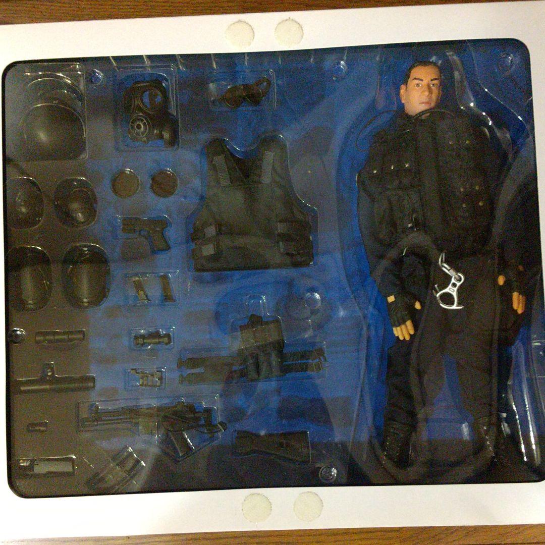 ミリタリー hottoys swat