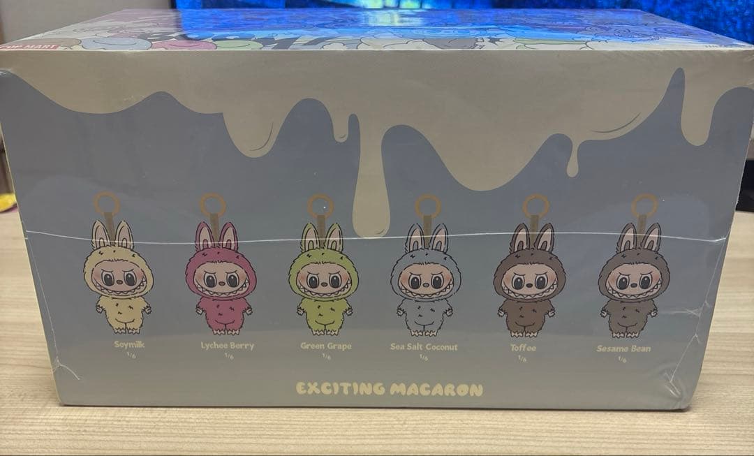 新品未開封シュリンク付き　POP MART Exciting Macaron