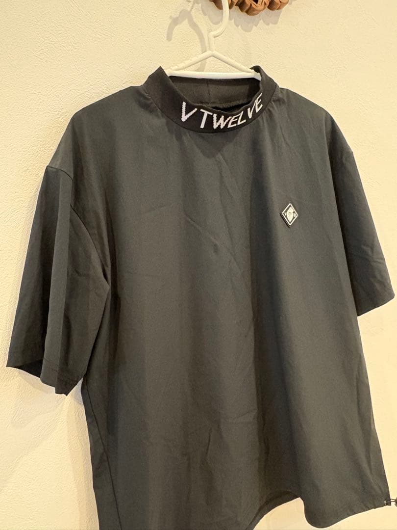 【美品】V12 ゴルフ 2025 メンズ モックネック 半袖シャツ Lサイズ