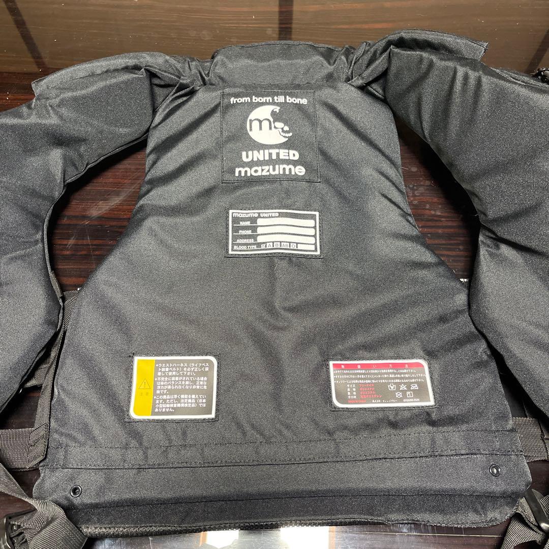 新品　未使用　マズメ MZXLJ-072 MZX コンタクトライフジャケット