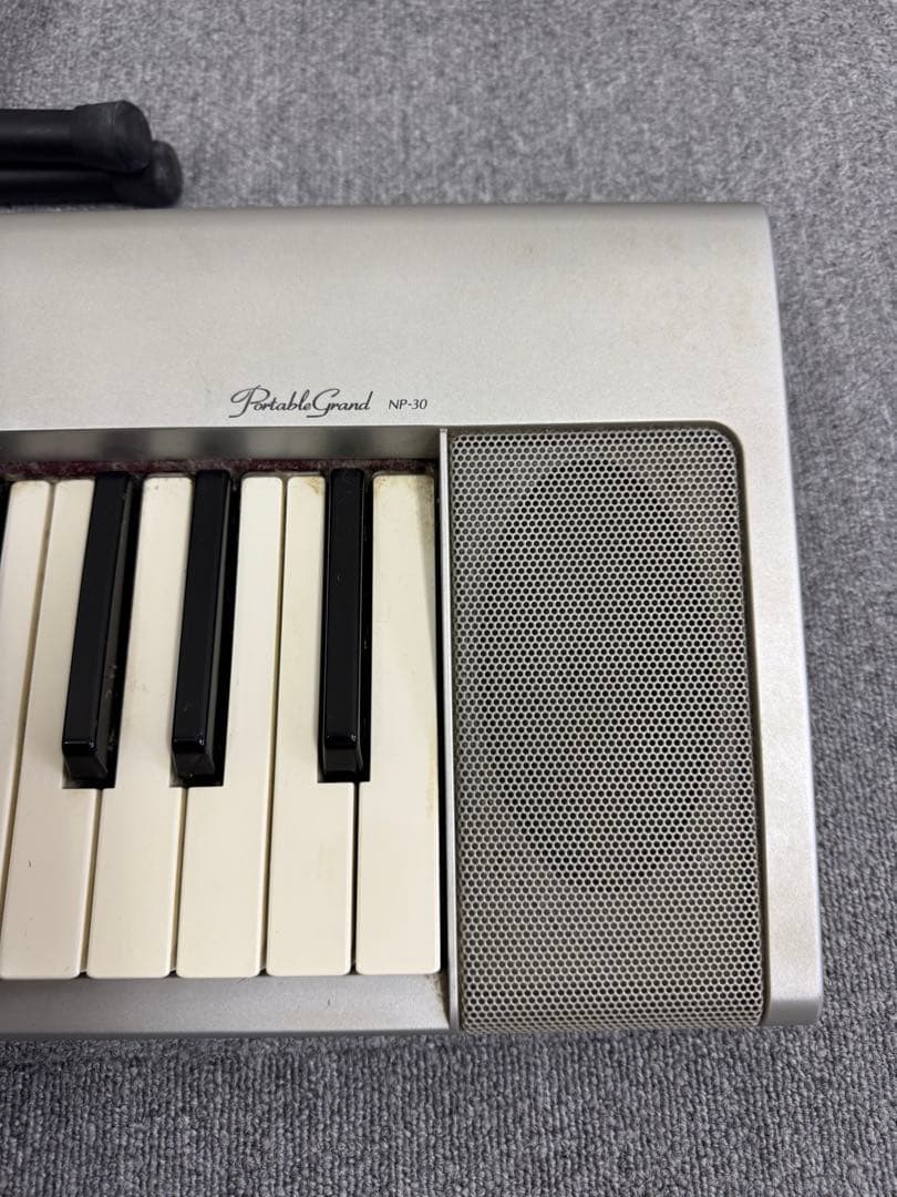 YAMAHA 電子ピアノPortable grand NP-30