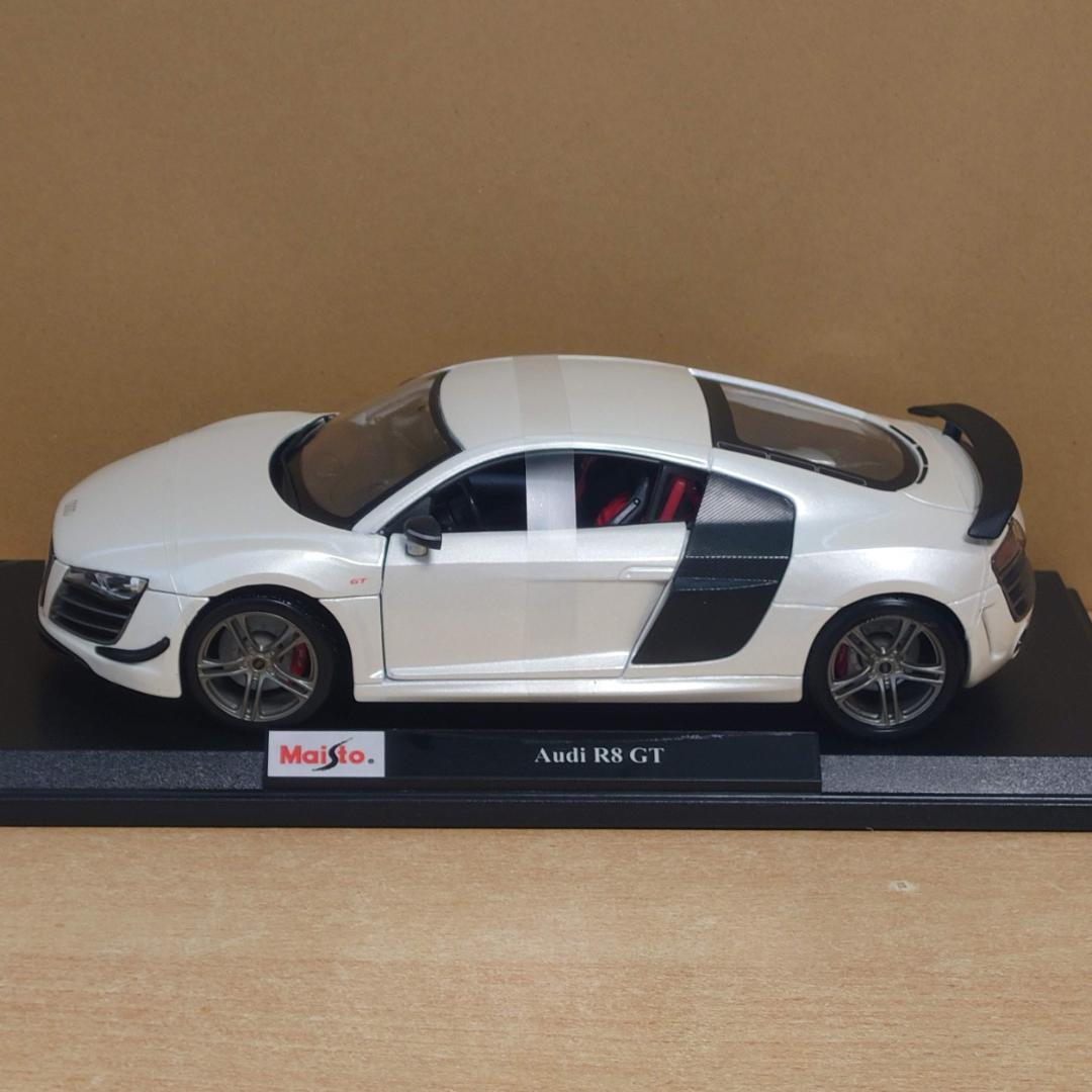 1/18 アウディ Audi R8 GT ホワイト マイスト製 ダイキャスト製