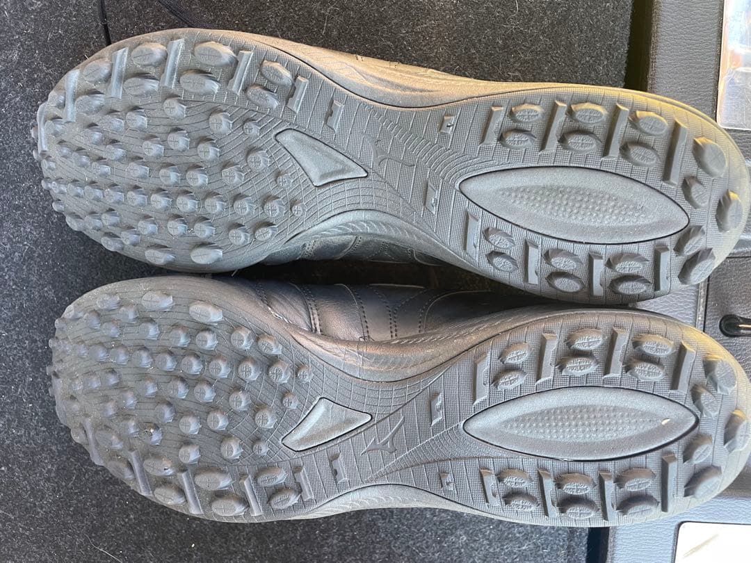 MORELIA ブラック サッカーシューズ　30センチ