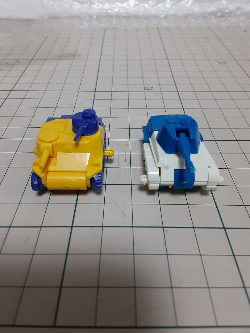 ジャンク　森永　食玩　ミニプラ　マシンロボクラブ　タンクロボ　１号　２号