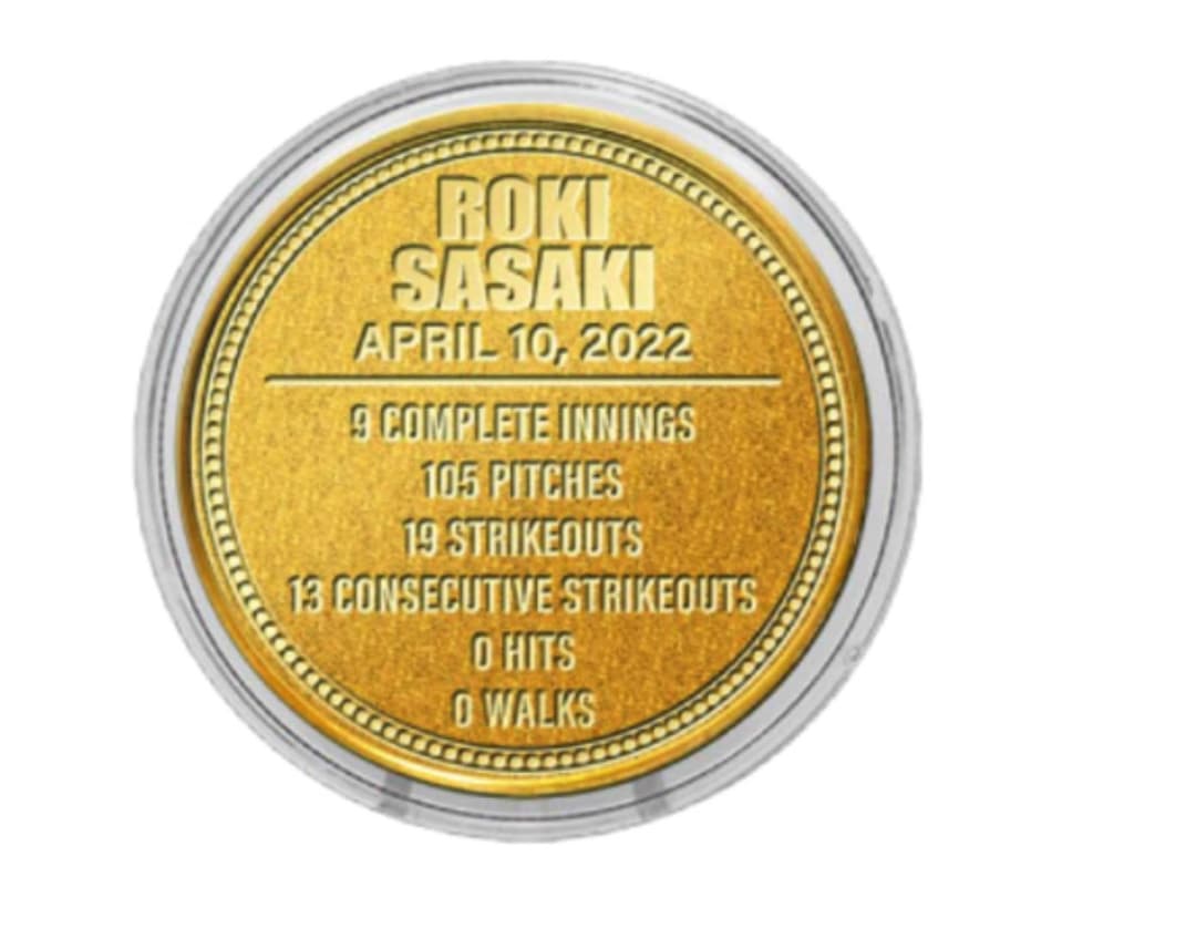 限定品　ロッテ佐々木投手完全試合達成&奪三振記念