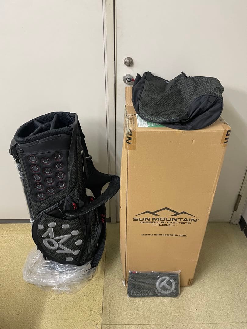 スコッティキャメロン　シックスシューター　キャディバッグ　キャッシュバッグ付き！