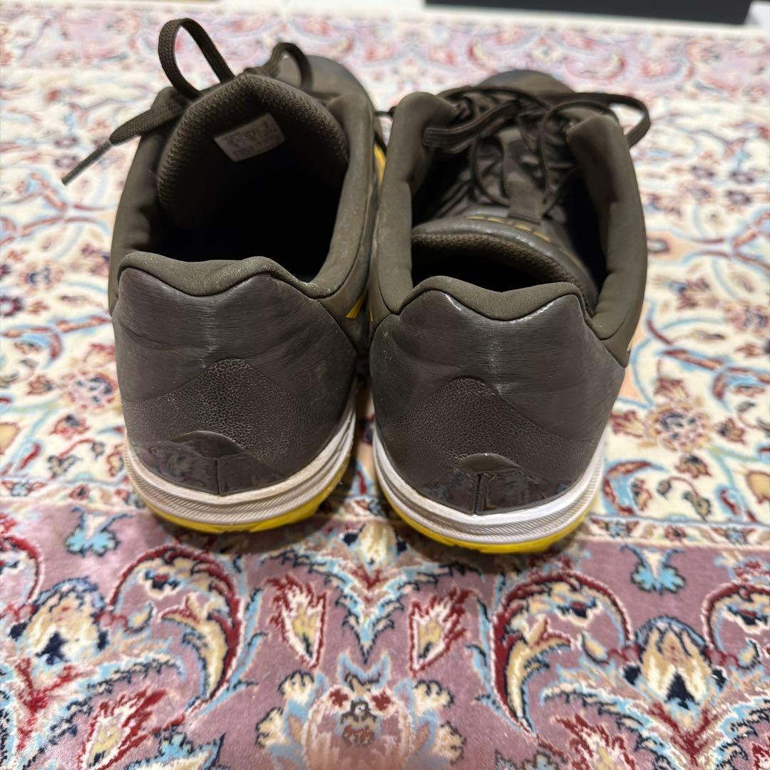 ASICS ゴールドステージ スパイクシューズ ブラック/イエローパドレスカラー