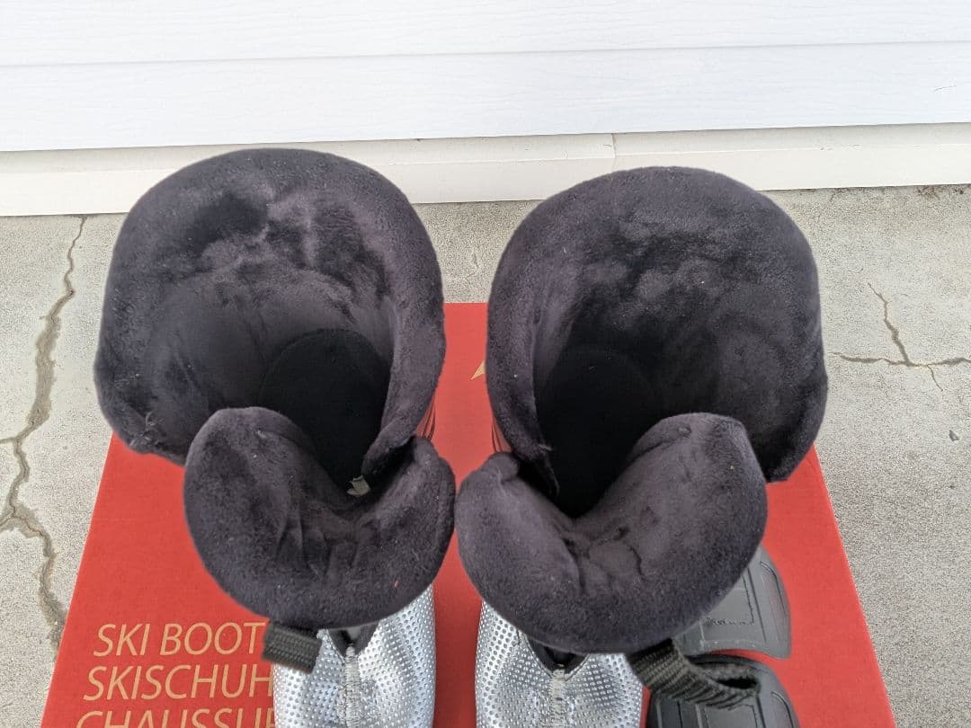 26〜26.5cm★Atomic redsterJR 60 子供用　スキーブーツ