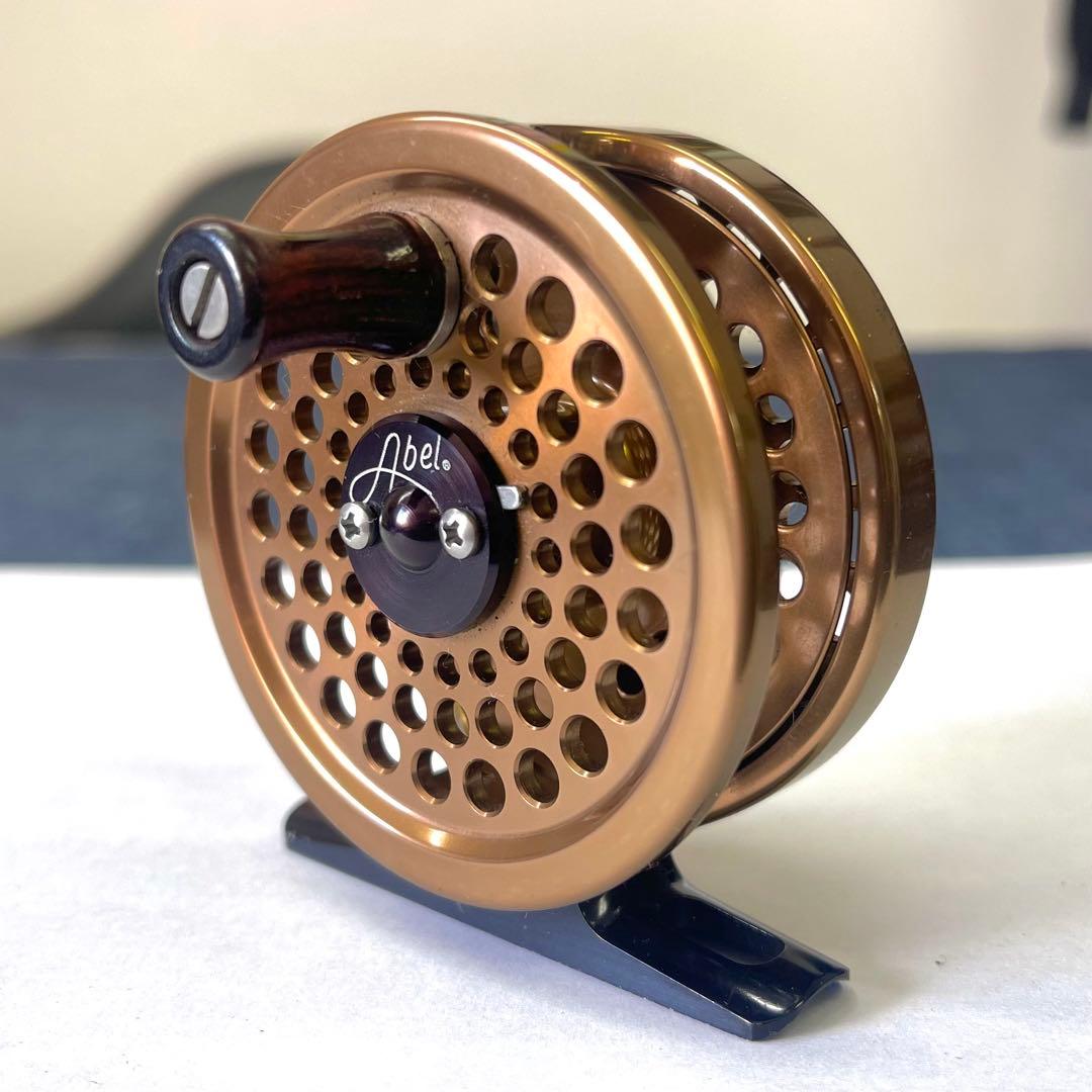 リール Abel TRL light Made in USA.
