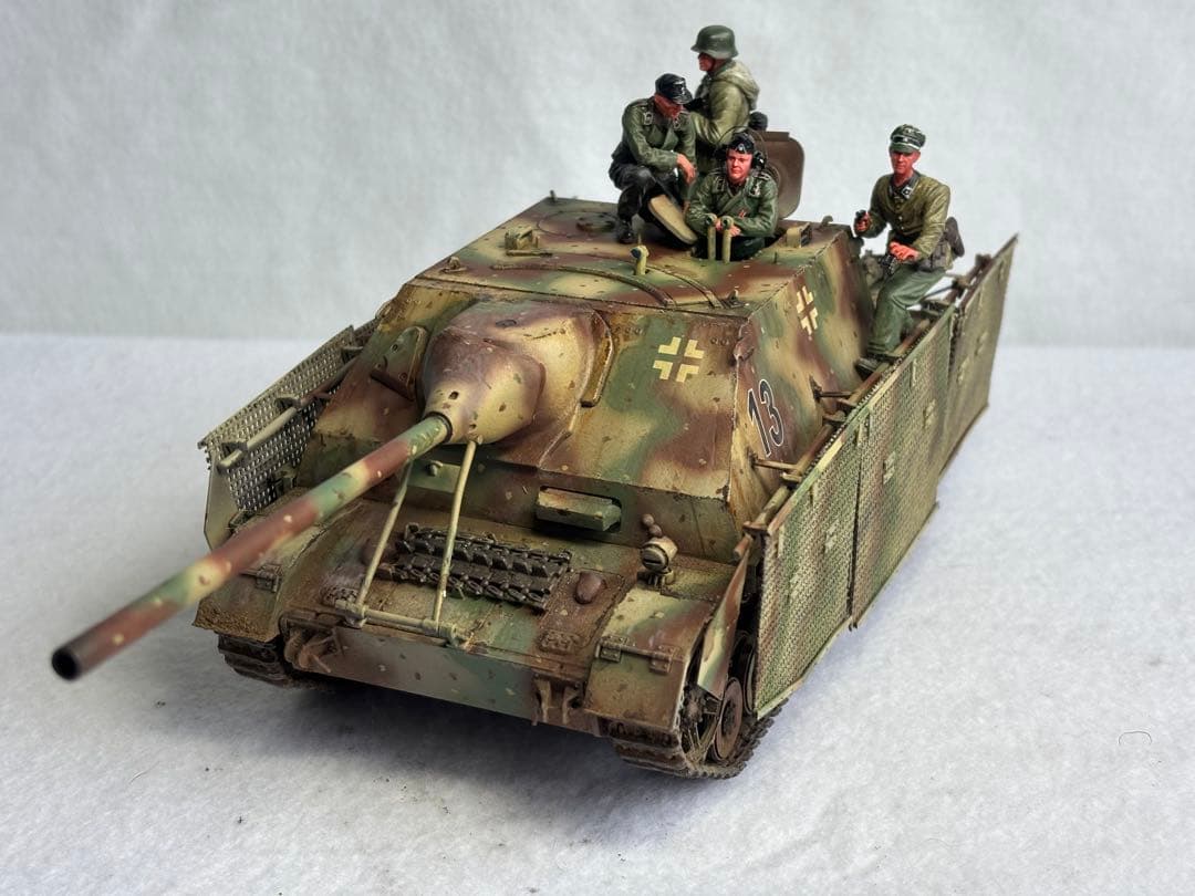 １／35ドイツ陸軍４号駆逐戦車Aプラモデル完成品