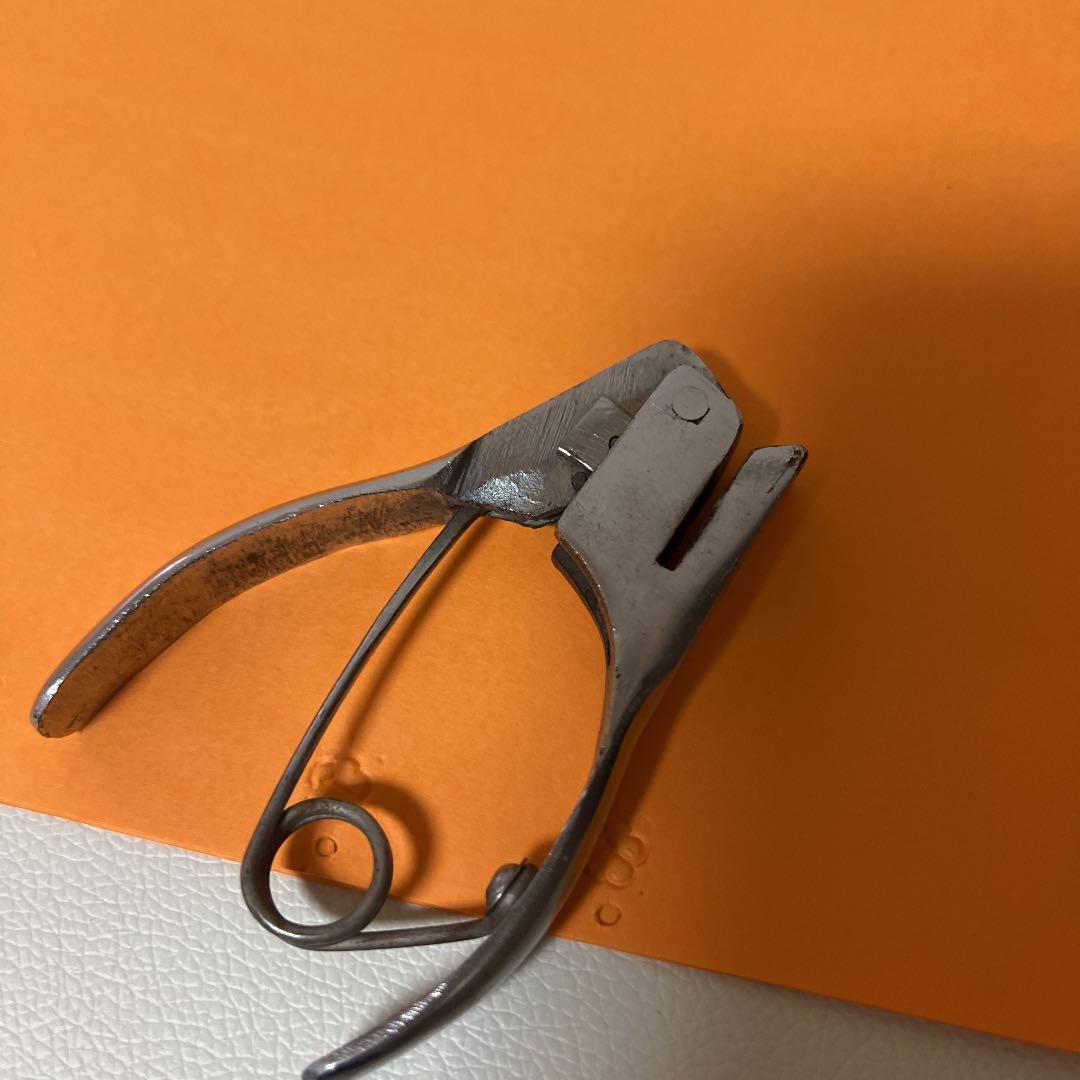 車内改札鉄　　パンチ