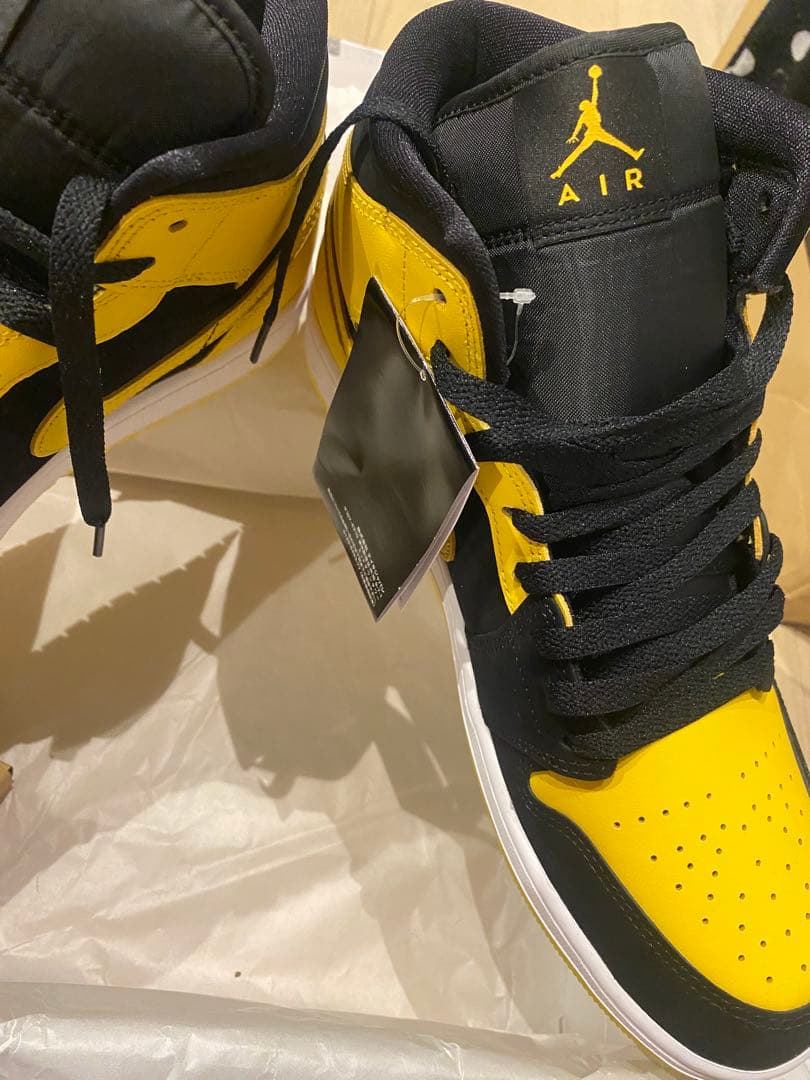 AIR JORDAN 1 MID SE ブラック/イエロー UK9