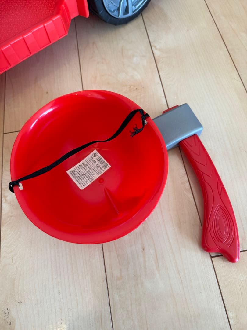 電動乗用車　消防車　消防士コスチューム付き　仮装　トイザらス　運転できる