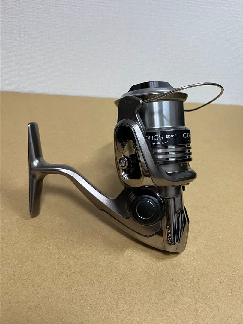 値下げ！未使用並　極美品　09 コンプレックス 2500HGS F4