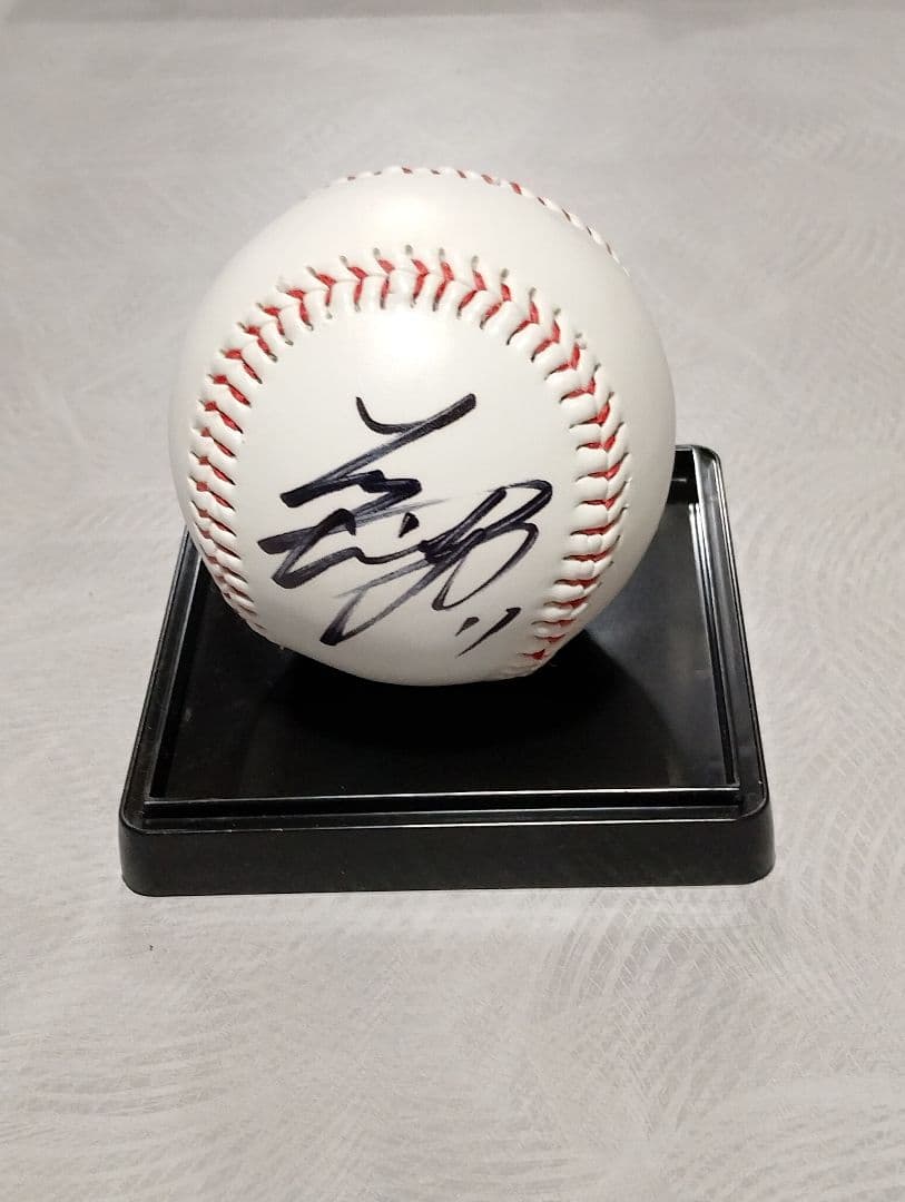 b*1様 ドジャース大谷翔平選手直筆サインボール日本ハムファイターズ在籍時代のも