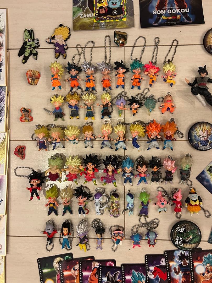 ドラゴンボール フィギュア・キーホルダー・カードセット