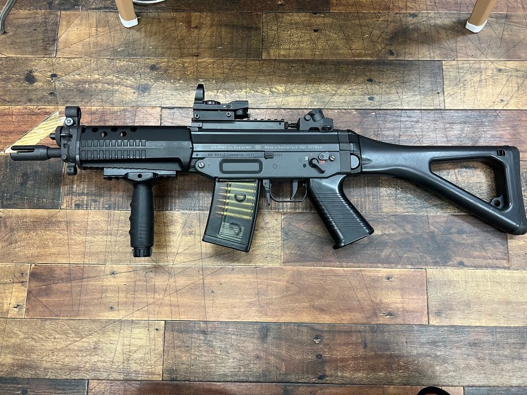 東京マルイ　スタンダード電動ガン　SIG 552