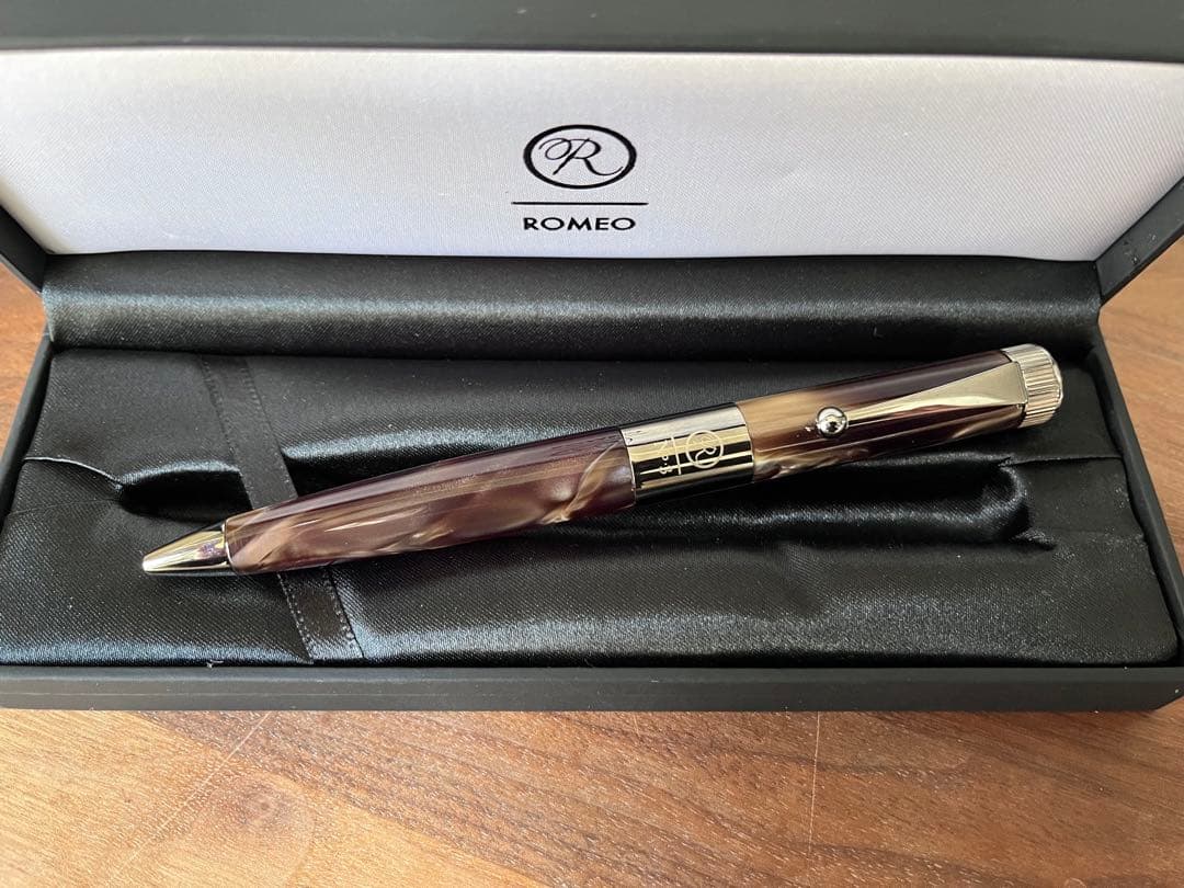 ロメオNo.3ボールペンとケース、ノートセット