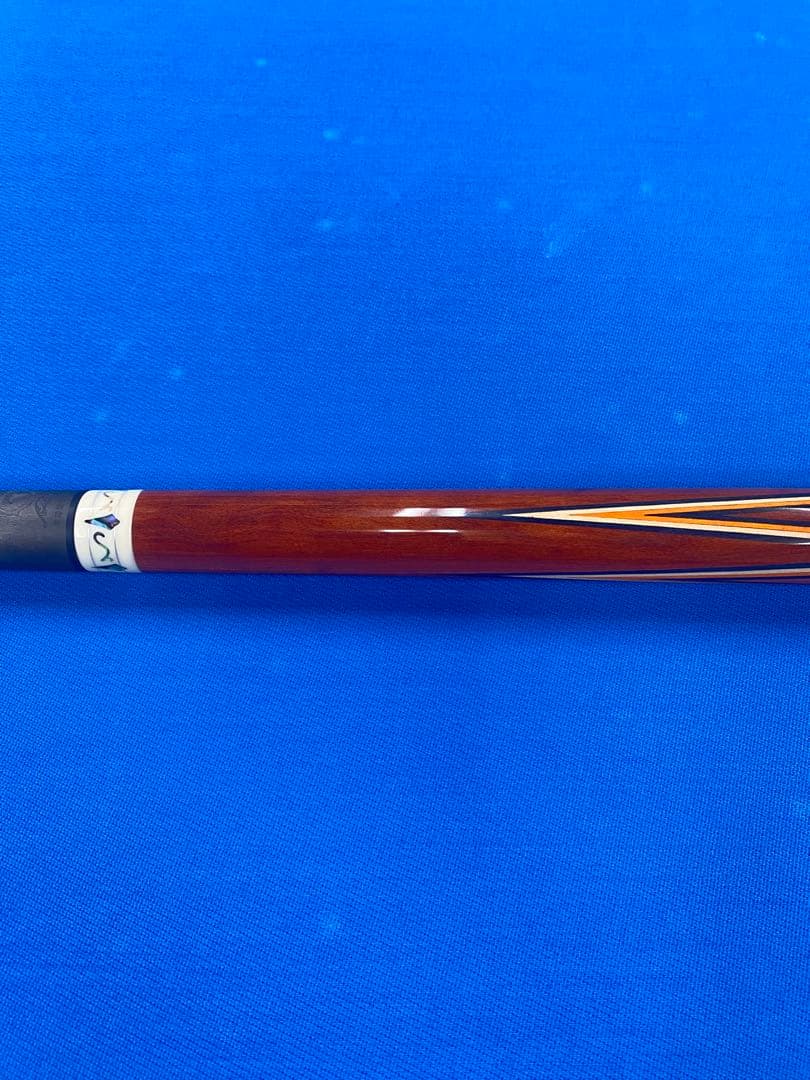 美品アンリミテッドキュー　バタフライ　バットのみ