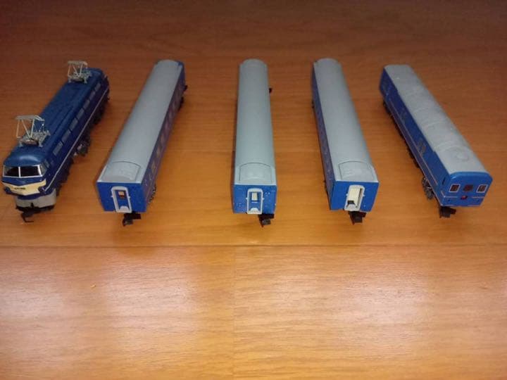 Nゲージ　ブルートレイン（電気機関車＋客車）