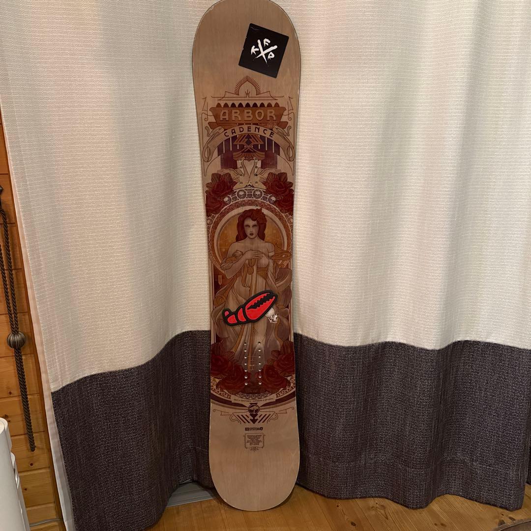 値下げ中　Arbor Cadence スノーボード　139