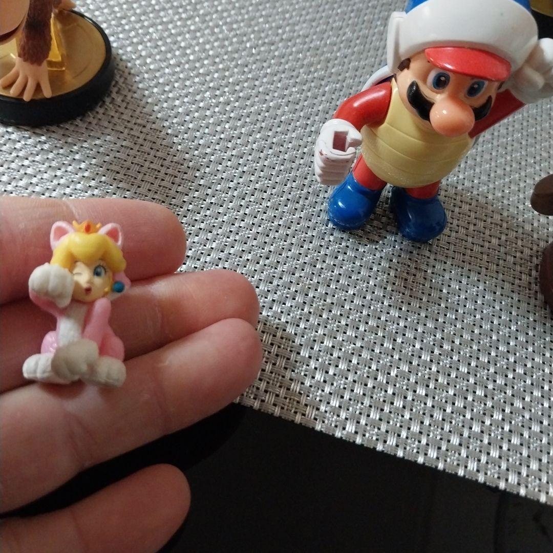 アミーボ キングクルール フィギュア