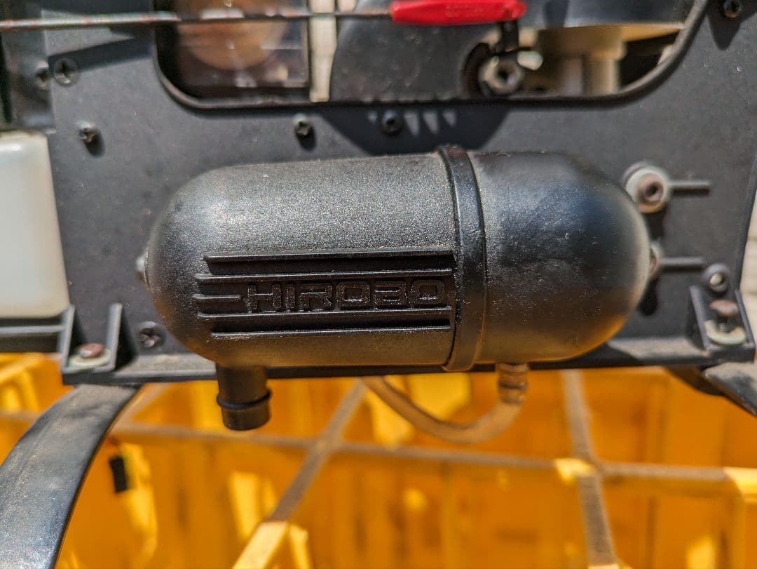 ヒロボー　シャトル　半完成品　ヘリコプター