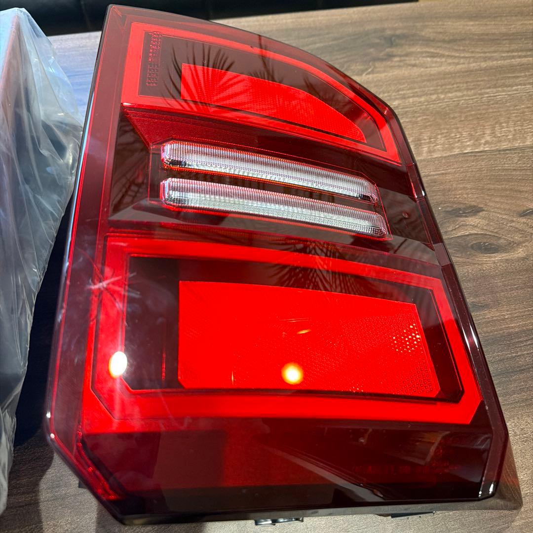 ランドクルーザー250 テールランプ（左側）