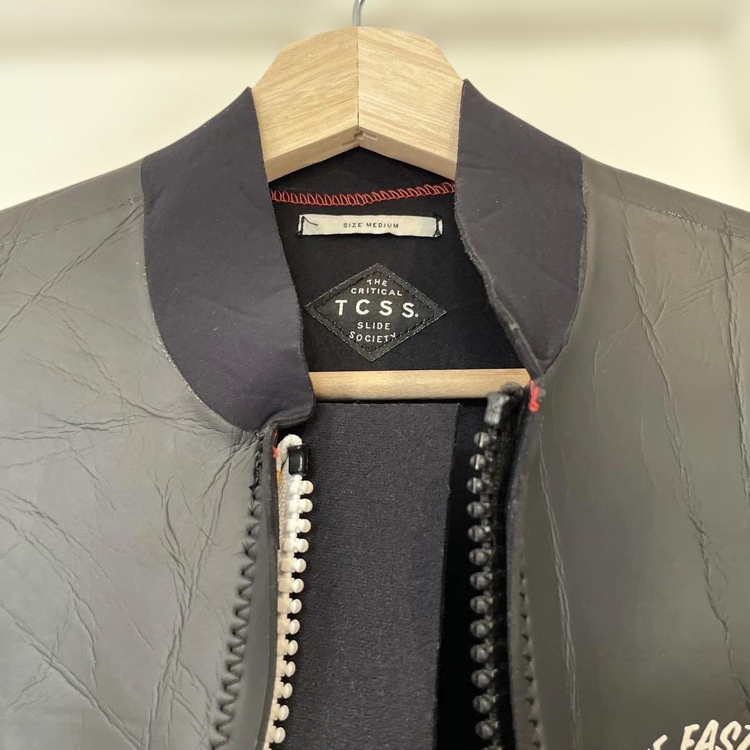 TCSS タッパー フロントジッパー ブラック M