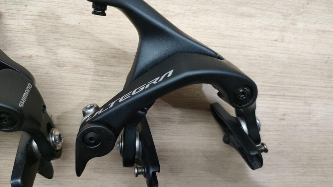 ULTEGRA アルテグラ■キャリパーブレーキ　前後セット■ BR-R8000■