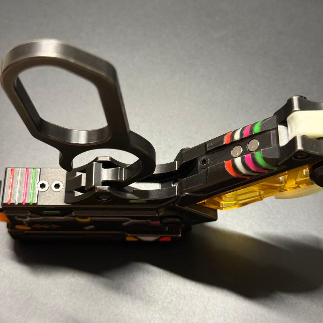 e*7様 「正規品」Proxy EDC フィジェットトイ　夜光　手作業　2in1