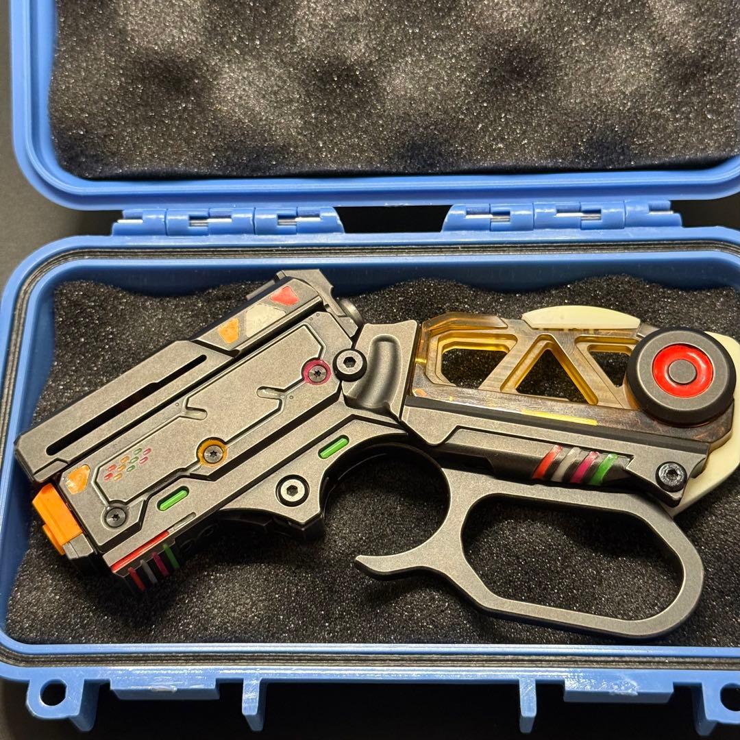 e*7様 「正規品」Proxy EDC フィジェットトイ　夜光　手作業　2in1