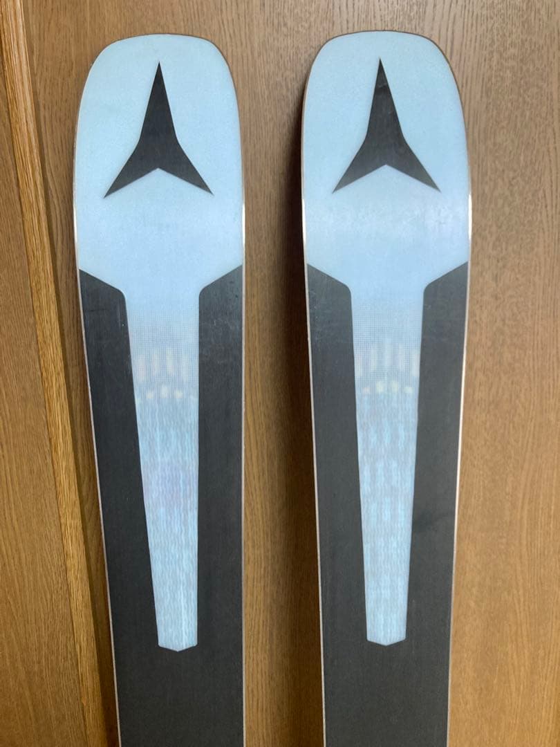 スキー ATOMIC VANTAGE 90Ti