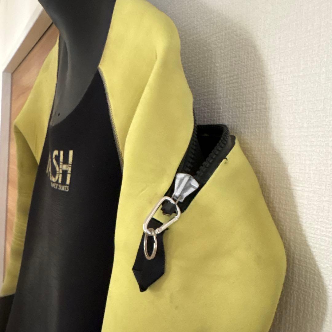 RASH ドライスーツMLサイズ172センチ62キロ