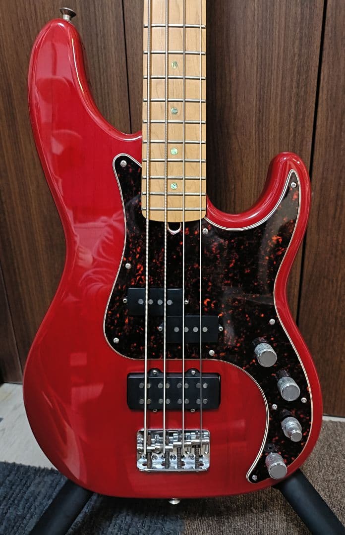 ベース Fender USA American Deluxe PrecisionBass