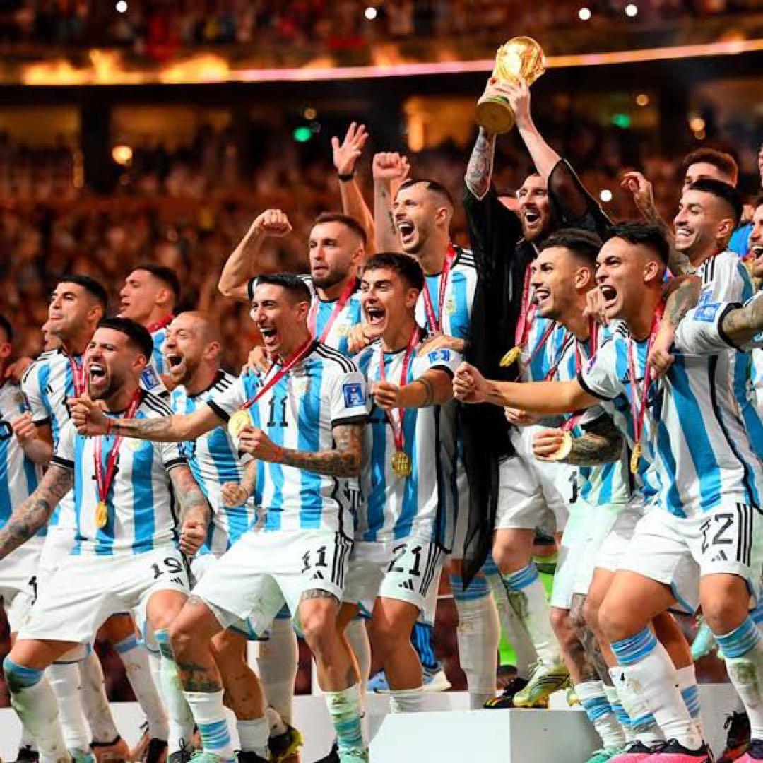 アディダス　アルゼンチン代表　優勝記念ユニフォーム