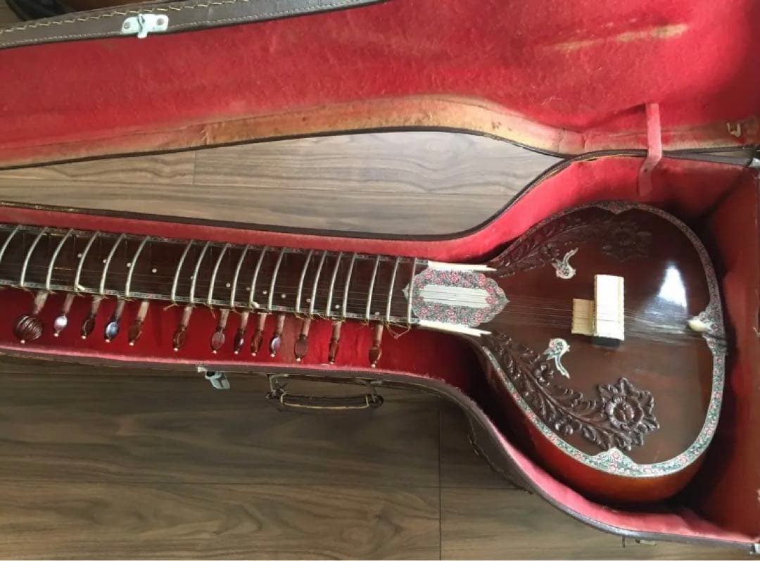 弦張り替え済◎ BINA社 シタール ケース付き 美品