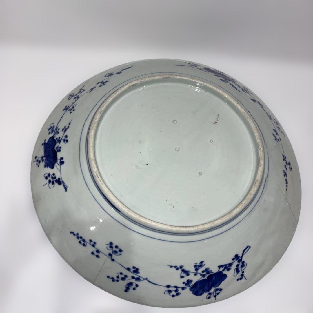 青い波と鯉の陶器皿