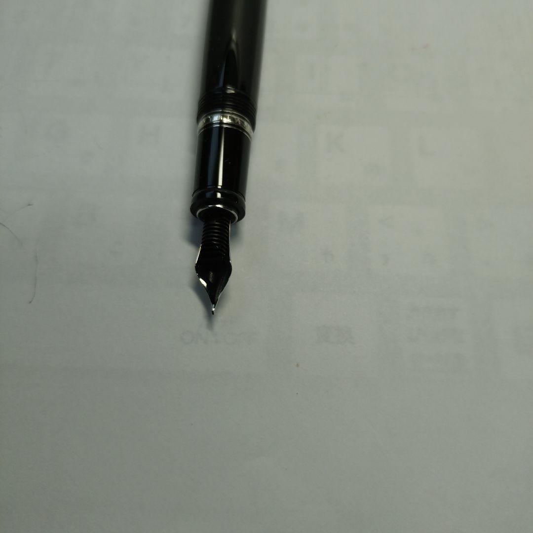 モンブランボエム黒い万年筆