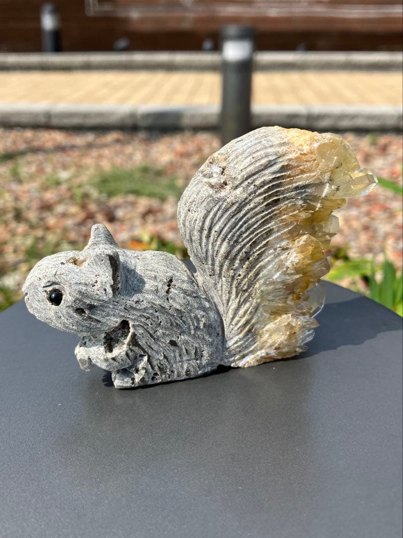 水晶　クラスター　リス　モチーフ　Ｂ